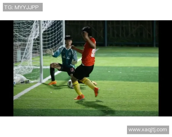 足球明星坐板凳背后的故事与精彩瞬间全纪录