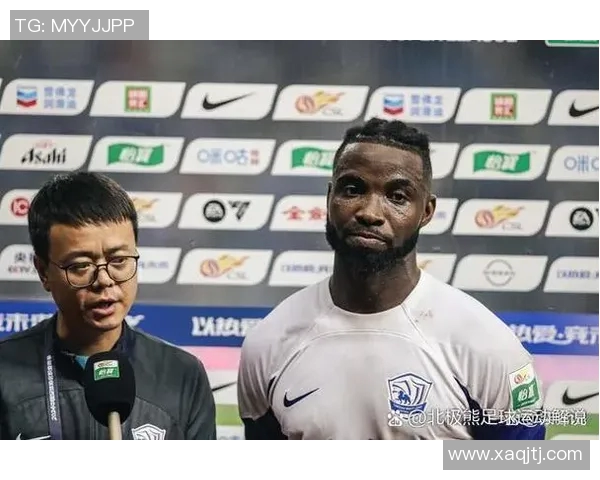 身高不高却闪耀绿茵场的足球明星们有哪些值得关注的故事与成就